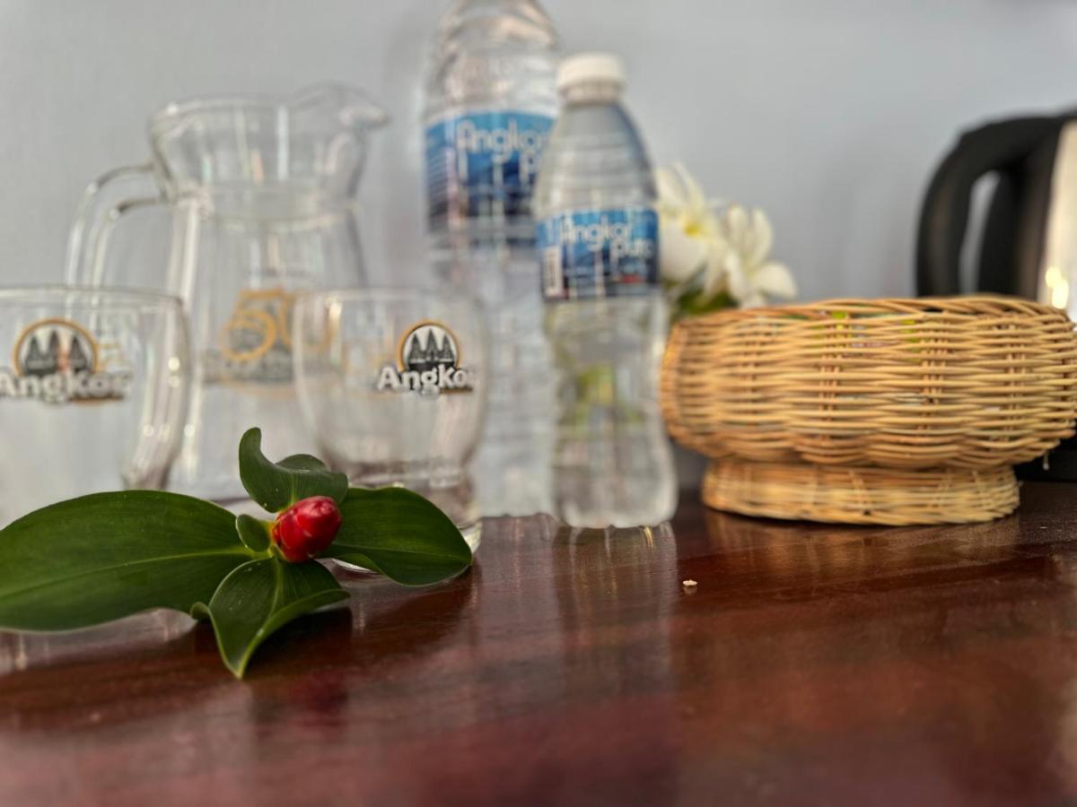 מלון סיהאנוקוויל Hawaii Lounge מראה חיצוני תמונה